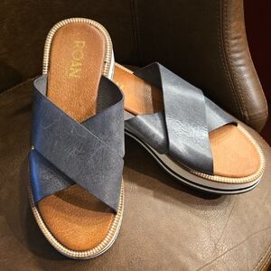 Women's Gray Slide Sandals